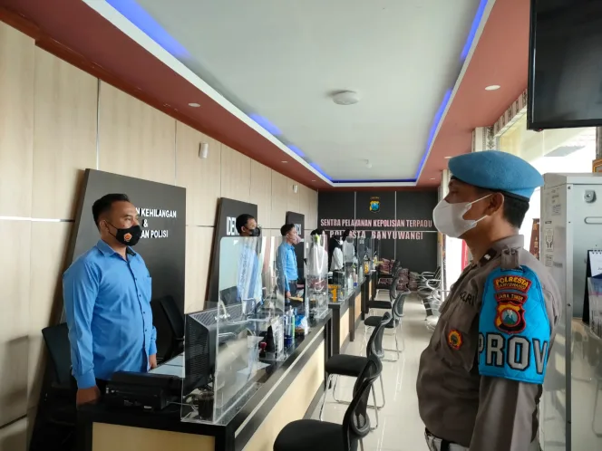 
					Personel Polresta Banyuwangi Wajib Menyanyikan Lagu Indonesia Raya Setiap Pagi