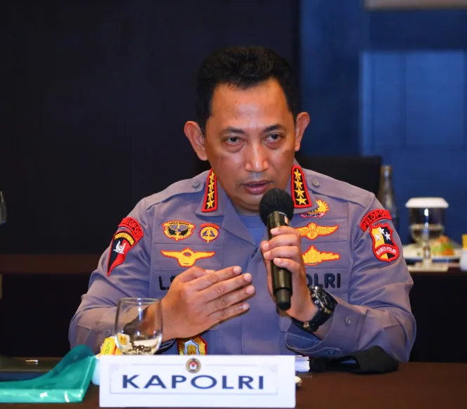 
					Sukseskan GPDRR, Kapolri Siapkan Skenario Pengamanan Hingga Genjot Vaksin Booster di Bali