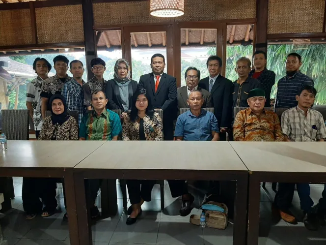 
					PT. Danakirti Media Groups Berkarya Ditengah Persaingan Arus Informasi Digitalisasi