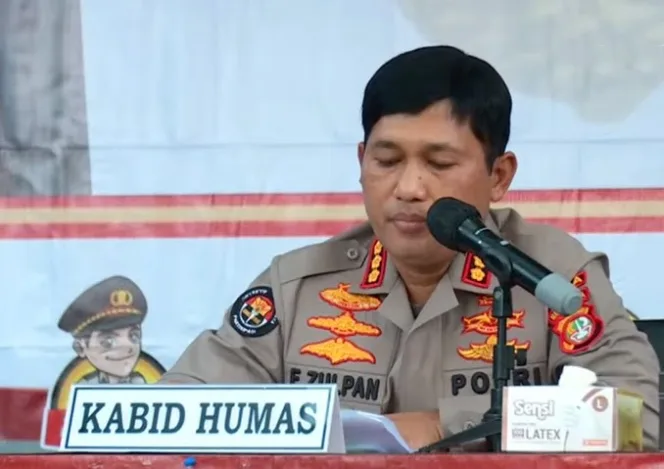 
					Polda Metro Jaya Tetapkan 6 Tersangka Pengeroyokan Ade Armando