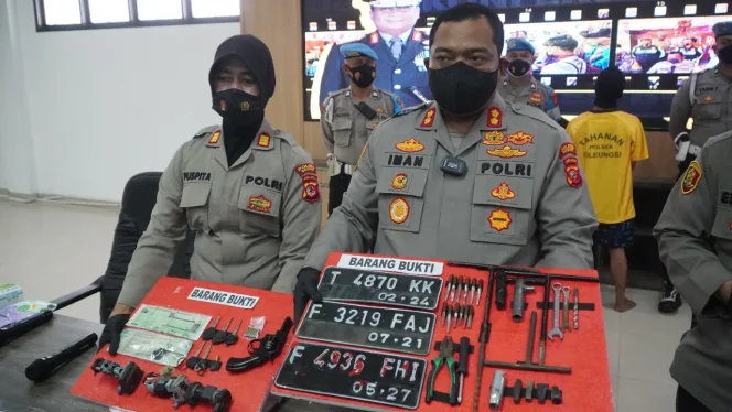 
					Aksi Pencurian Motor Digagalkan Warga Parung Panjang