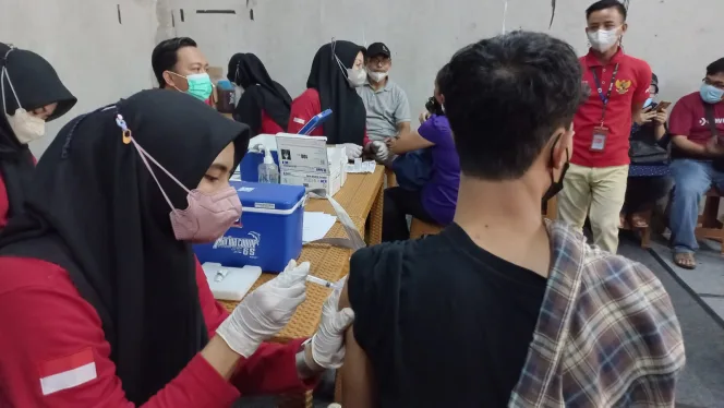 
					Warga Kembali Apresiasi BIN Tancap Gas Gelar Vaksinasi Massal di Cisarua Bogor
