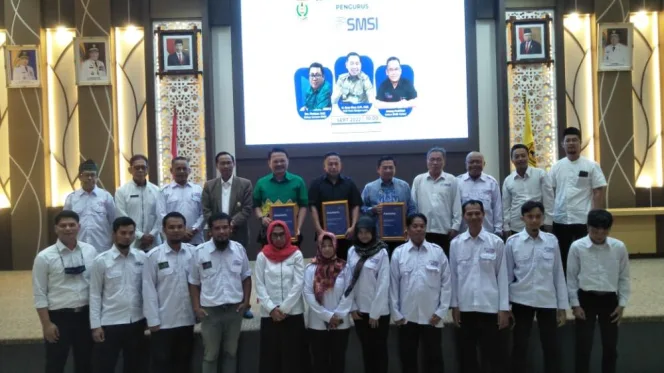 
					Pengurus SMSI, LBH SMSI dan MCM Provinsi Kalsel Resmi Dilantik