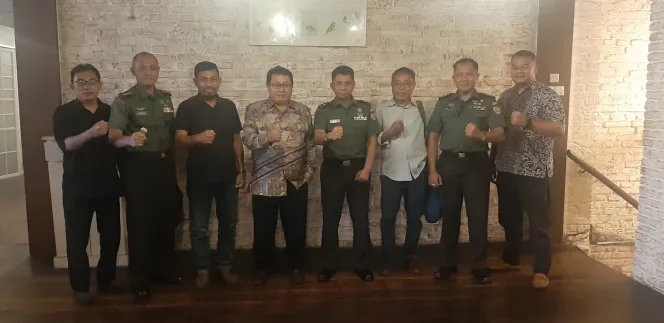 
					Pusat Informasi Teritorial Angkatan Darat Kunjungi Kantor SMSI