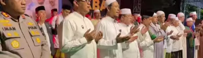Ribuan Umat Islam
