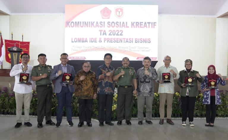 Komsos Kreatif Sebagai Respon