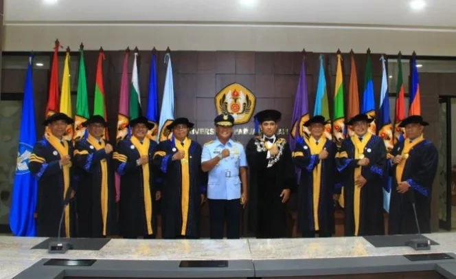 
					Unpad Gelar Wisuda, Tujuh Akademisi Seskoau Raih Gelar Doktor