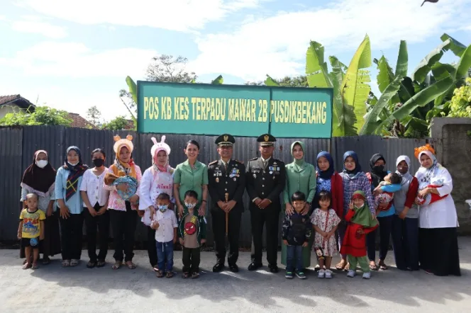 
					Renovasi dan Revitalisasi  Posyandu 2B Pusdikbekang Pusbekangad
