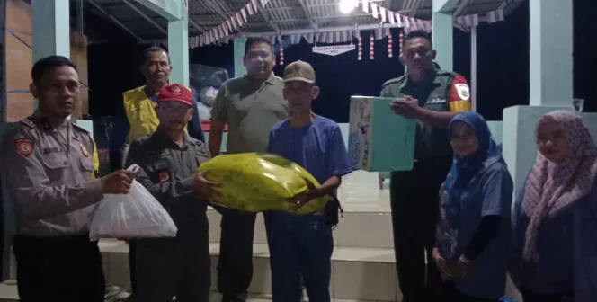 
					Sumbangan Tahap Ke II Gempa Cianjur, Warga Perum TNI Puspa Raya, Dihadiri Babinsa dan Binmas