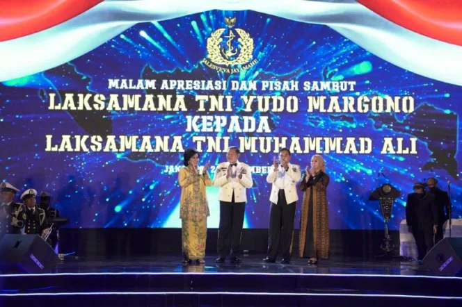 
					Jalesveva Jayamahe Semangat Menuju Poros Maritim Dunia