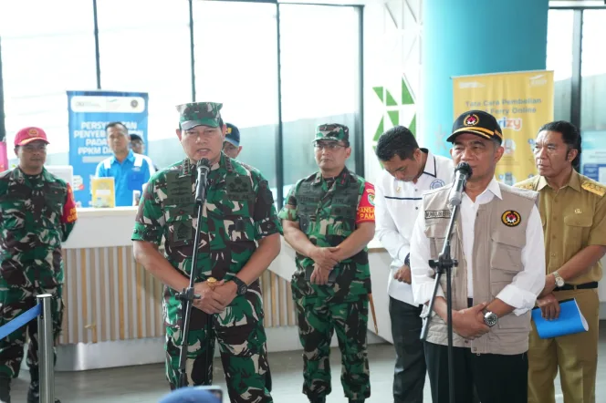 
					Panglima TNI: Pentingnya Keselamatan Dalam Penyeberangan Mudik Lebaran, ABK Wajib Sosialisasi di Kapal
