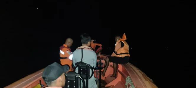 
					Stasiun Bakamla Kupang Selamatkan Sembilan Korban Kecelakaan Kapal Ikan 