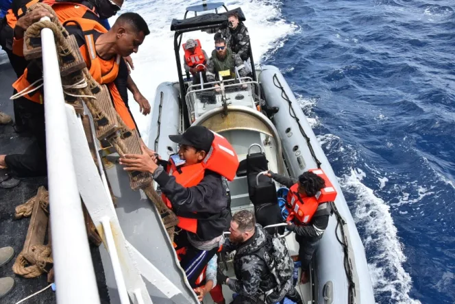 
					Bakamla RI Evakuasi Korban Kecelakaan 2 Kapal di Laut Timor