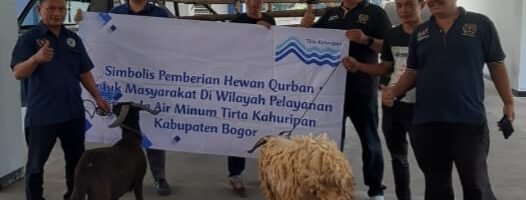 Idul Adha 1444 Hijriah, Perumda kab bogor kembai salurkan hewan kurban