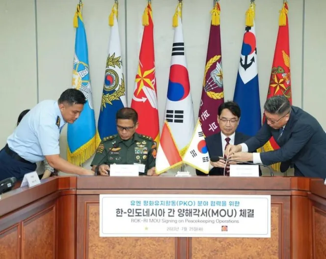 
					TNI Dan Militer Korsel Sepakat Tingkatkan Kemampuan Prajurit Dalam Menjaga Perdamaian Dunia