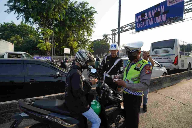 
					Tingkatkan Disiplin Prajurit, POM TNI Gelar Operasi Gaktib