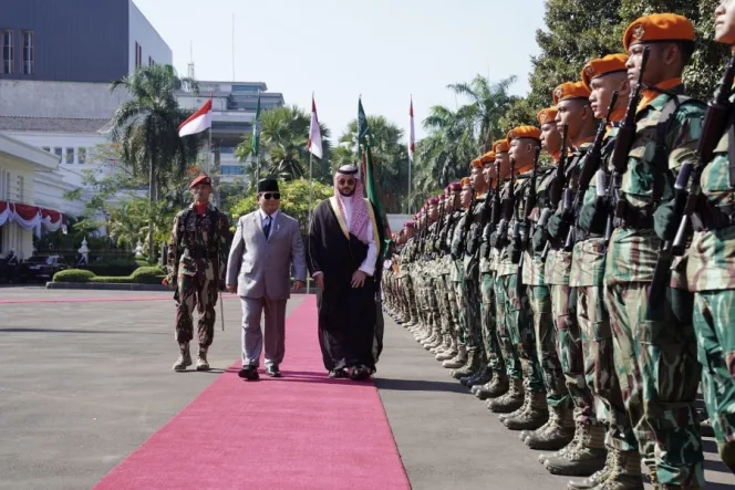 
					Menhan Prabowo Terima Kunjungan Resmi Menhan Arab Saudi