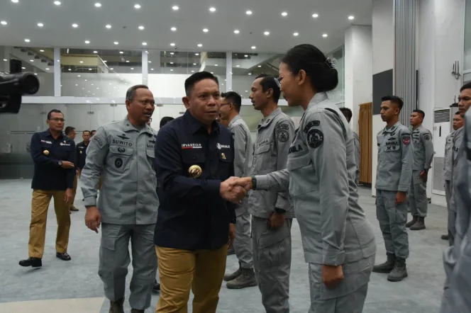 
					Kepala Bakamla RI Melepas Personel Latihan ke Korea Selatan
