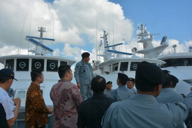 
					Kepala Bakamla RI Tinjau Kesiapan Unsur dan Personel