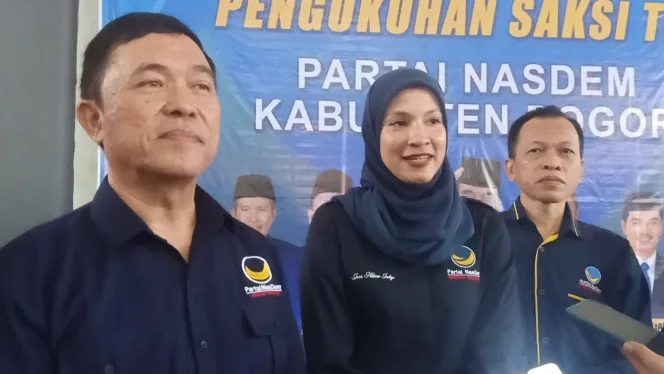 
					Ketua Nasdem Kabupaten Bogor Lantik 415 Saksi TPS Kecamatan Jonggol
