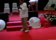 Kohang Selain Ngelawak, Suara Lengking Bikin Peserta Terhibur