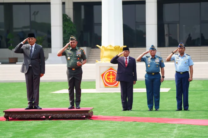 
					Panglima TNI Terima Kunjungan Menhan  RI