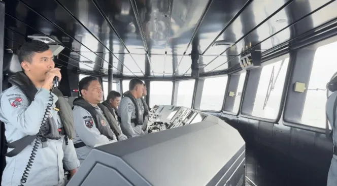 
					Bakamla RI Usir Intercept China Coast Guard Masuk Ke Indonesia