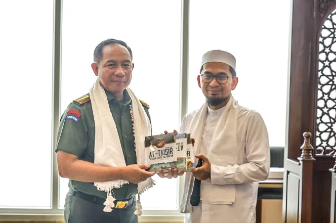 
					Panglima TNI Kunjungi Pondok Pesantren MIRA Institute di Pandeglang Banten