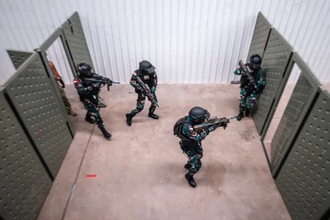 Aksi Prajurit Marinir TNI AL Lumpuhkan Musuh Tentara Australia