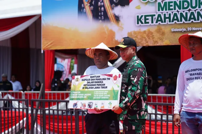 
					Panglima TNI dan Kapolri Hadiri Peluncuran Gugus Tugas Ketahanan Pangan