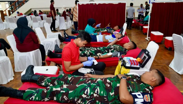 Peduli Sesama, Puspom TNI dan RSPAD Gatot Soebroto Gelar Donor Darah