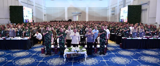 
					Presiden RI Hadiri Rapim TNI-Polri 2025 Didampingi Oleh Panglima TNI dan Kapolri