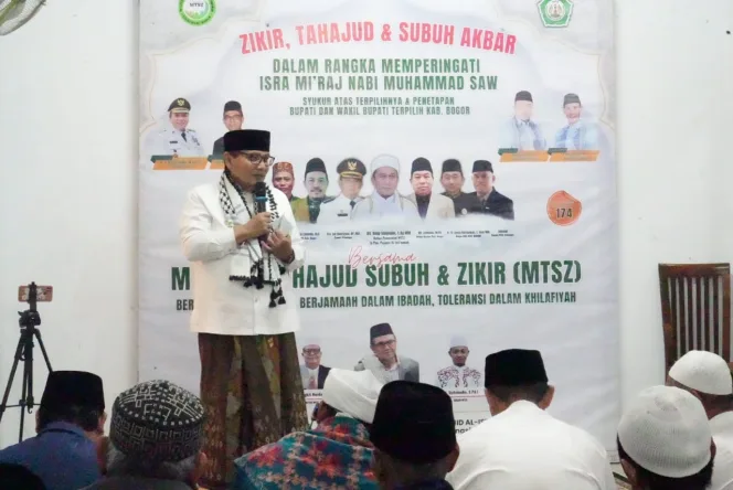 
					Pj Bupati Bogor Ajak Warga Maknai Isra Miraj dengan Solat Tahajud, Zikir dan Subuh Keliling
