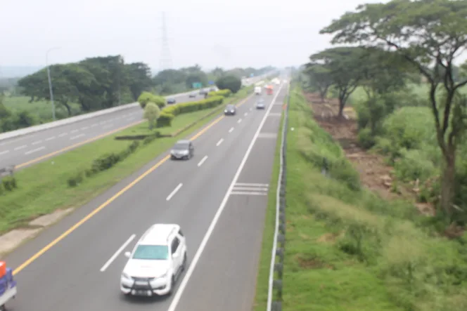 
					Sepinya Arus Mudik Lebaran 1446 H, Tol Masih Lengang di H-3 Idulfitri