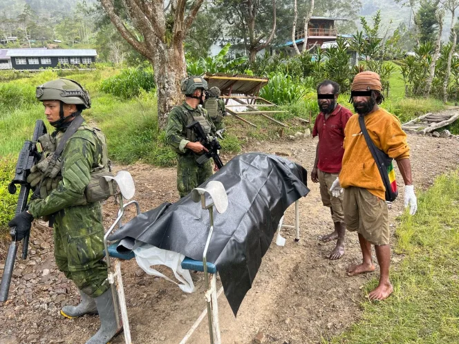 
					Aksi Biadab OPM Bunuh dan Aniaya Guru dan Tenaga Kesehatan di Yahukimo