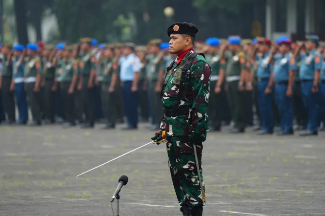 
					Revisi UU TNI Berdasarkan Prinsip Demokrasi dan Supremasi Sipil