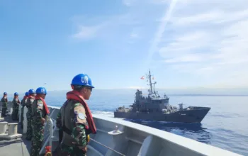 Amankan Perairan Lebanon, KRI Sultan IM Gelar Latihan Bersama AL Lebanon