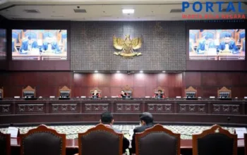 MK Putuskan Pendidikan Dasar 9 Tahun Gratis