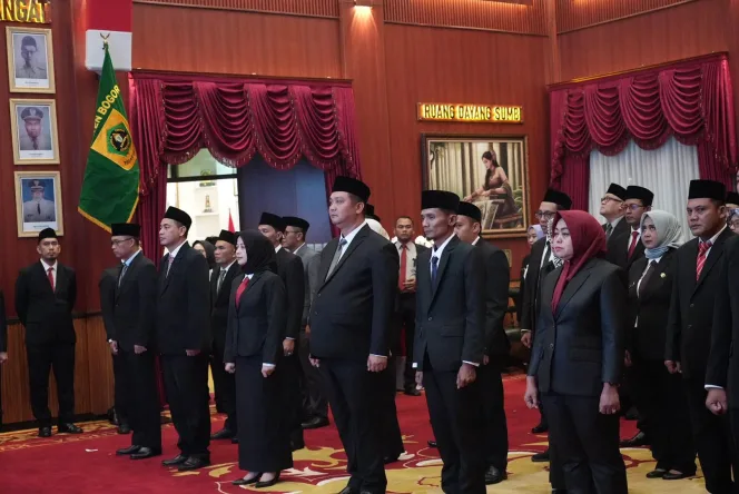 
					Bupati Rudy Susmanto Rotasi 45 Pejabat untuk Percepat Pembangunan Bogor