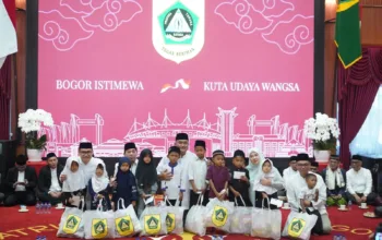 Santunan Anak Yatim 1 Muharram oleh Bupati Rudy Susmanto