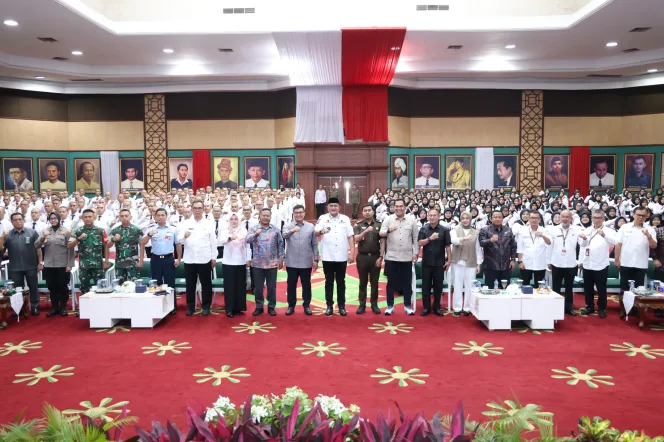 
					Bupati Bogor Buka Latsar CPNS 2025, Tekankan Integritas ASN