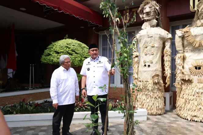 
					Bupati Bogor Dorong Pelestarian Hutan Sanggabuana & Puncak
