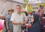 Rudy Susmanto Bagikan Bibit Pohon Gratis di Cileungsi untuk Penghijauan