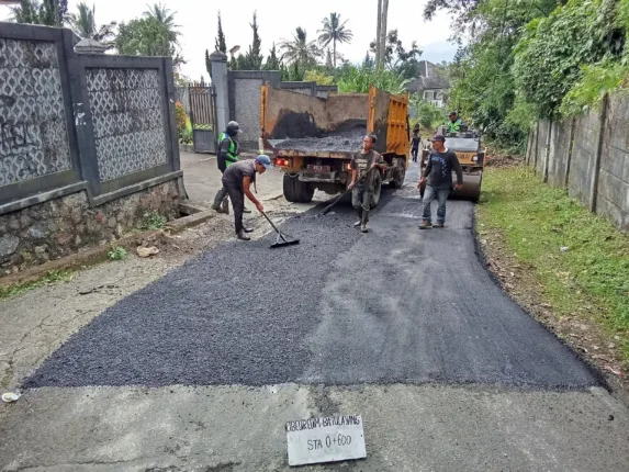 Bupati Bogor Perkuat Infrastruktur, Pemeliharaan Jalan Diperluas