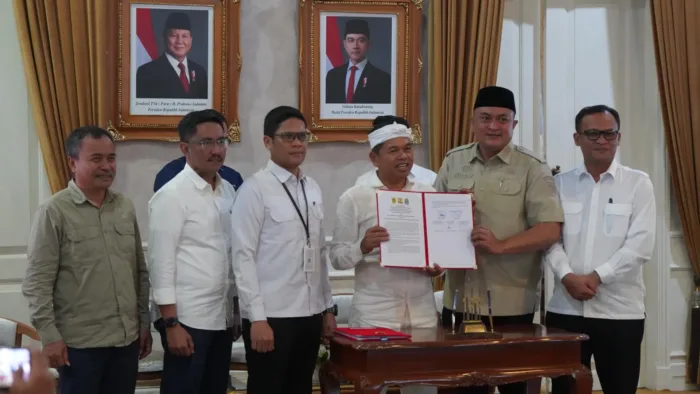 Bupati Bogor Teken MoU Penanganan Banjir dengan Gubernur Jabar di Cianjur