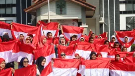 Bupati Bogor Gerakkan Pembagian Bendera Merah Putih Serentak