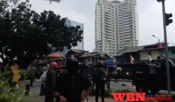 Demo Hari Ini Ricuh di DPR