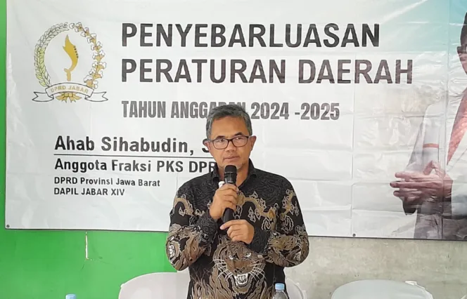 
					Sosialisasi Perda,Ahab Sihabudin Dorong Para Kader PKS Lebih Dekat Dengan Masyarakat