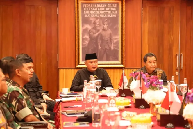 
					Bupati Bogor Pimpin Monev Jaga Kondusivitas Pasca Demo