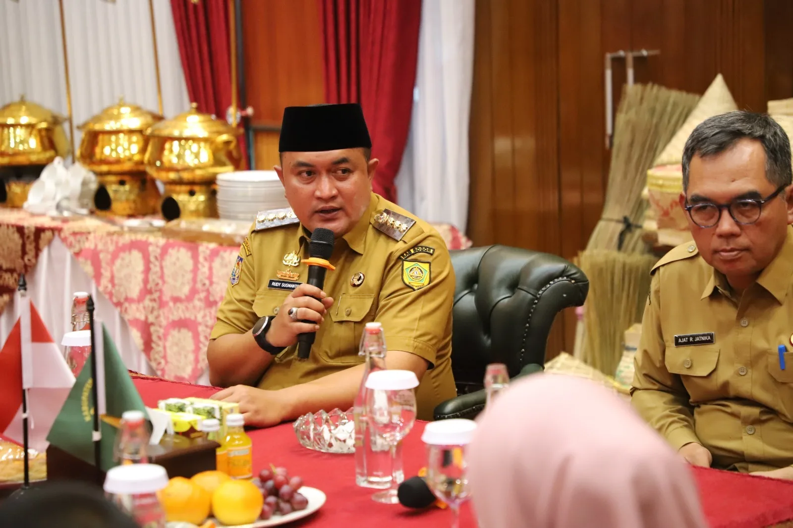 Bupati Bogor Rudy Susmanto Apresiasi Tokoh Pendidikan dan Sosial